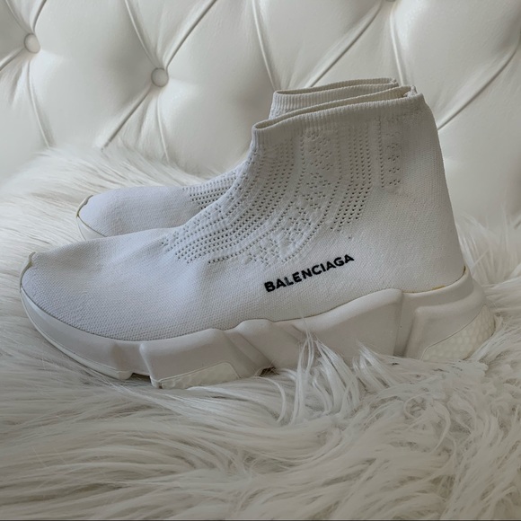 ⚜️SOLD⚜️ Balenciaga Crochet Speed Sneakers - Picture 4 of 6